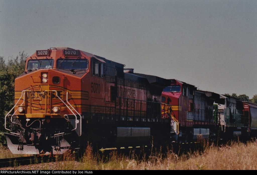 BNSF 5070 East